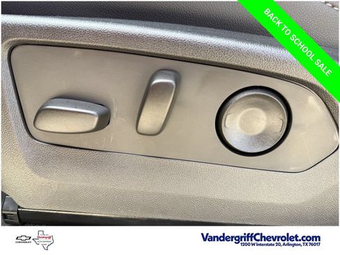 New 2026 Chevrolet Colorado LT w/ LT Convenience Package AWD/4WD image 22