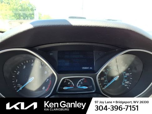 Used 2014 Ford Focus SE w/ SE Winter Package FWD image 24