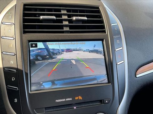 Used 2017 Lincoln MKC Select w/ Select Plus Package FWD image 26