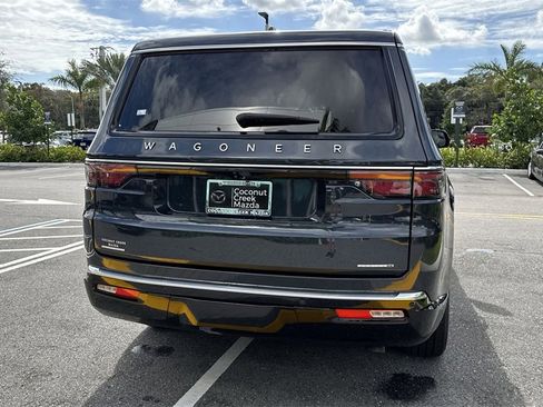 Used 2023 Jeep Wagoneer Series II image 26