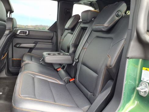 Certified 2024 Ford Bronco Badlands image 9