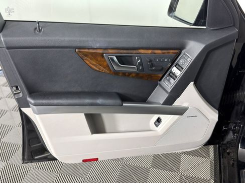 Used 2015 Mercedes-Benz GLK 250 BlueTEC 4MATIC image 21