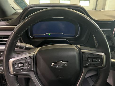 Used 2023 Chevrolet Tahoe Z71 AWD/4WD image 23