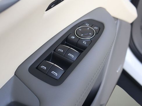 New 2026 Cadillac XT5 Premium Luxury w/ Driver Assist Package FWD image 10