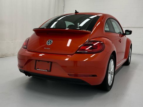 Used 2018 Volkswagen Beetle 2.0T S FWD image 6