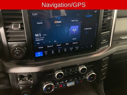 Used 2024 Ford F350 Platinum image 3