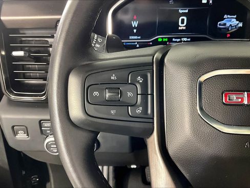 Used 2023 GMC Sierra 1500 AT4 w/ AT4 Premium Package AWD/4WD image 23