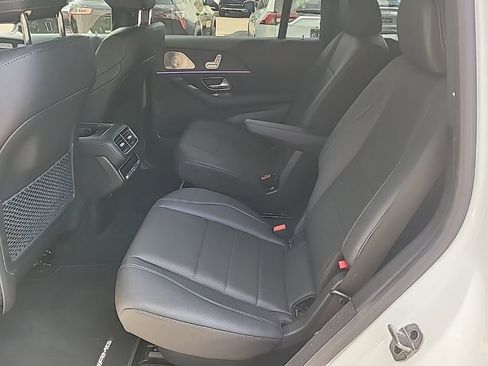 Used 2024 Mercedes-Benz GLS 450 4MATIC w/ AMG Line Exterior image 5