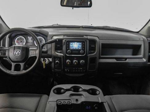 Used 2014 RAM 2500 Tradesman w/ Chrome Appearance Group image 13