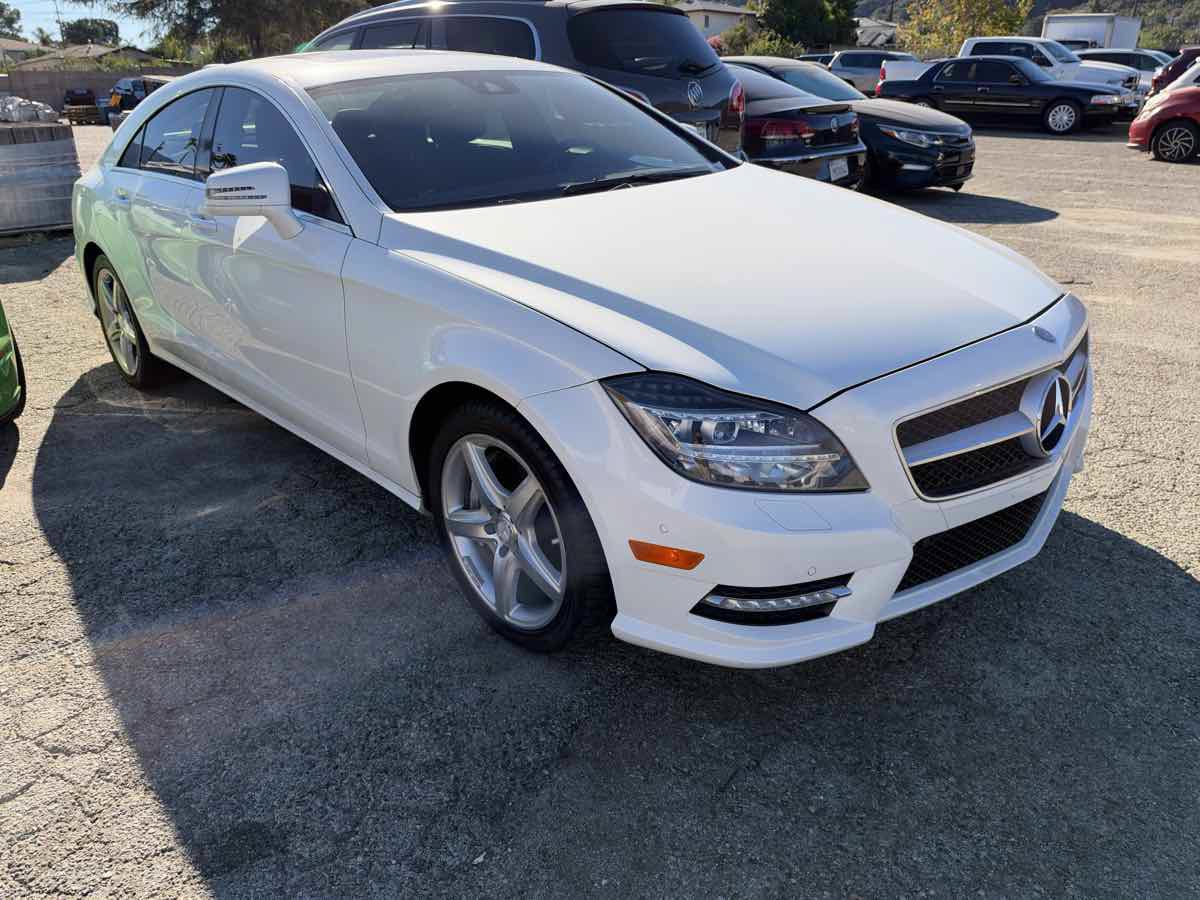 Used 2014 Mercedes-Benz CLS 550 4MATIC image 1