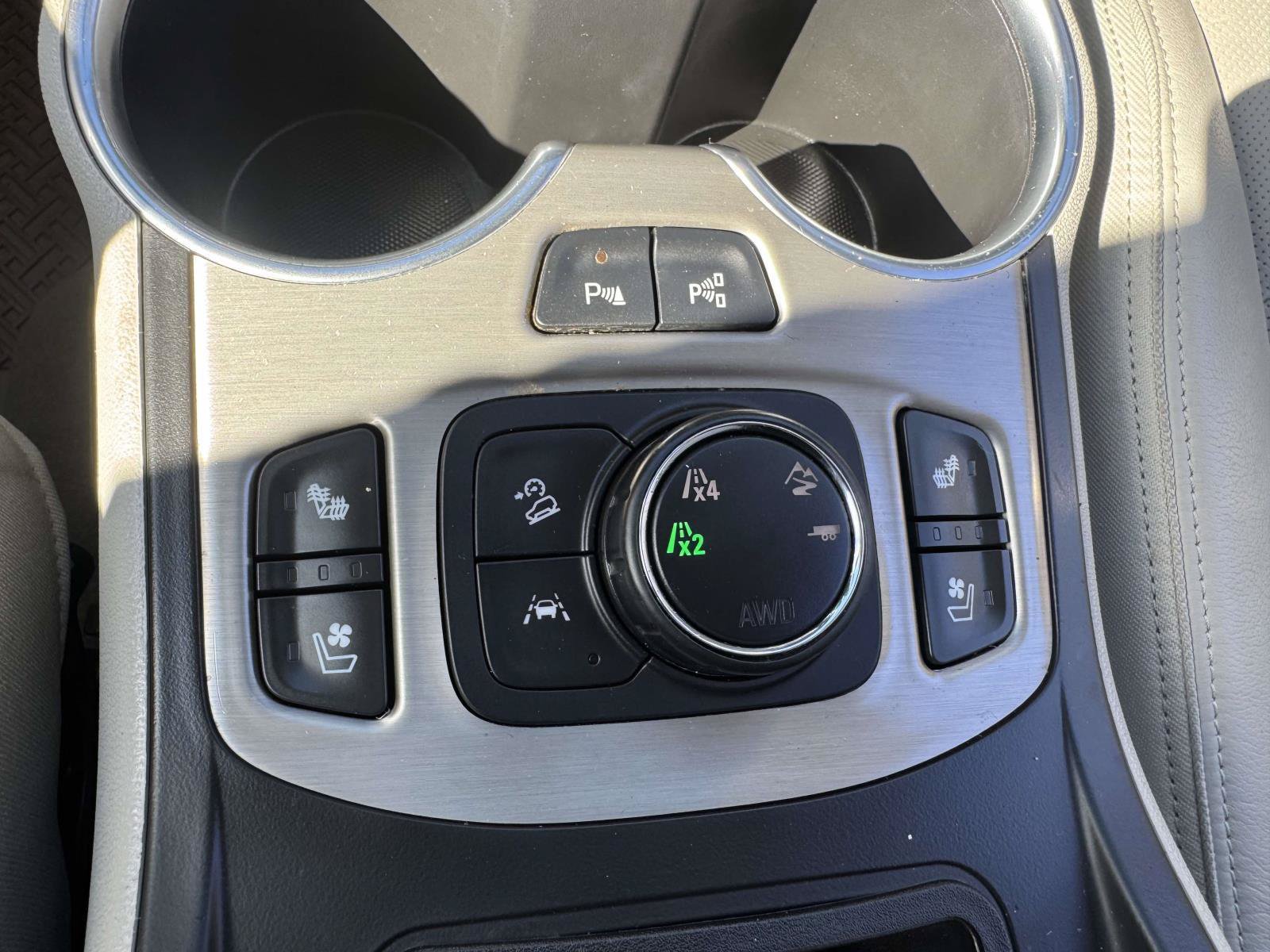 Used 2019 GMC Terrain Denali w/ Advanced Safety Package AWD/4WD image 32