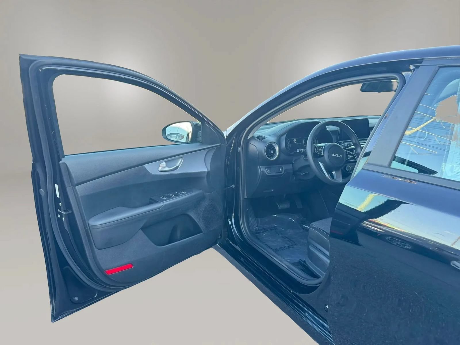 Used 2023 Kia Forte LXS FWD image 9