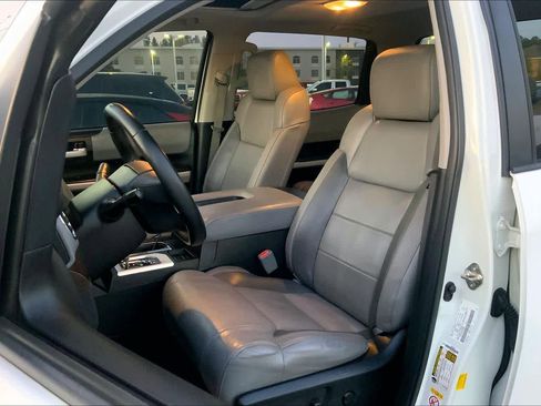 Used 2019 Toyota Tundra Limited RWD image 8