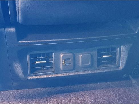 Used 2022 Chevrolet Silverado 2500 LTZ image 24