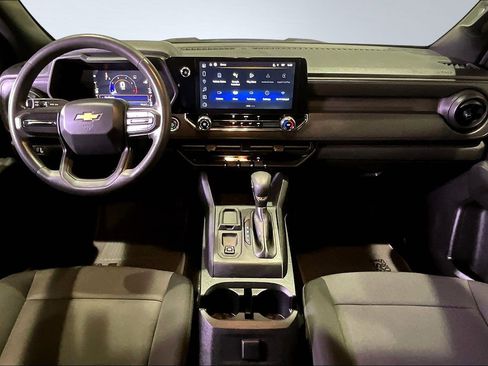 Used 2023 Chevrolet Colorado W/T image 8