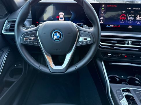 Certified 2023 BMW 330e w/ Convenience Package image 18