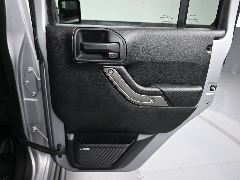 Used 2016 Jeep Wrangler Unlimited Sport AWD/4WD image 26