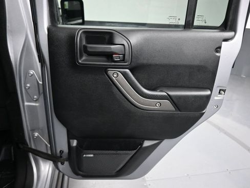 Used 2016 Jeep Wrangler Unlimited Sport AWD/4WD image 26