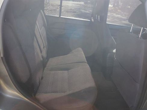 Used 2003 Nissan Pathfinder SE image 28