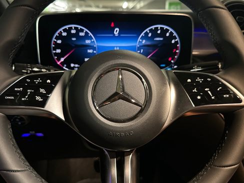 New 2026 Mercedes-Benz GLC 300 image 22