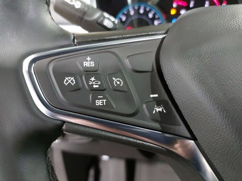 Used 2023 Chevrolet Equinox LT AWD/4WD image 17