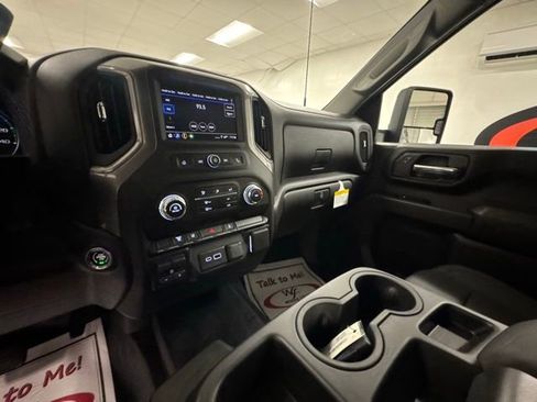 New 2026 GMC Sierra 3500 Pro w/ Convenience Package image 14