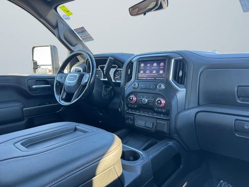 Used 2020 GMC Sierra 2500 AT4 w/ AT4 Premium Package image 14