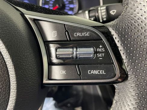 Certified 2021 Kia Forte GT-Line FWD image 11