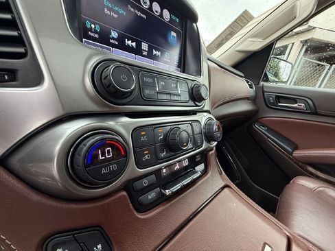 Used 2018 Chevrolet Tahoe Premier RWD image 23