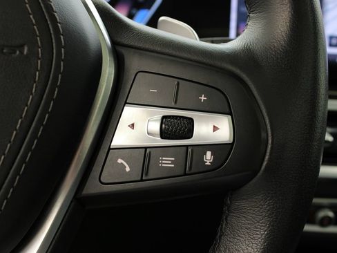 Used 2025 BMW X5 xDrive50e AWD/4WD image 29