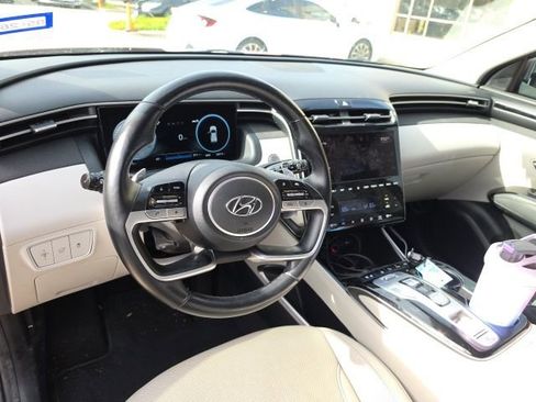 Used 2022 Hyundai Tucson Limited image 6