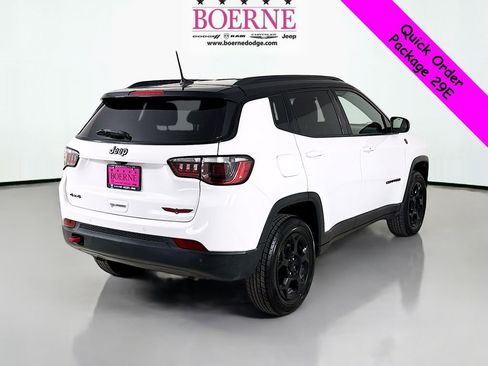 Used 2023 Jeep Compass Trailhawk image 7