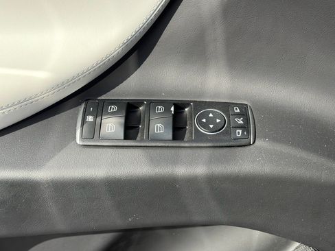 Used 2016 Tesla Model X 70D AWD/4WD image 13