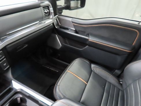 Used 2024 Ford F250 Platinum image 33