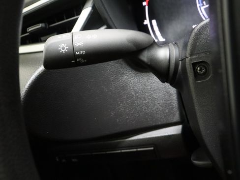 Used 2026 Toyota Corolla LE FWD image 23