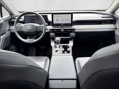 Used 2026 Toyota RAV4 XLE Premium FWD image 23