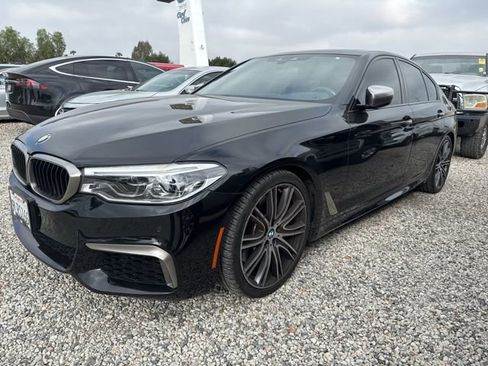 Used 2018 BMW M550i xDrive image 1