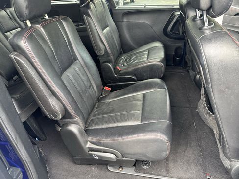 Used 2018 Dodge Grand Caravan GT FWD image 8