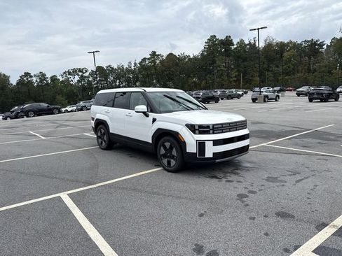 New 2026 Hyundai Santa Fe SE image 11