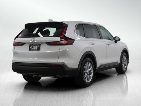 Used 2023 Honda CR-V EX image 5