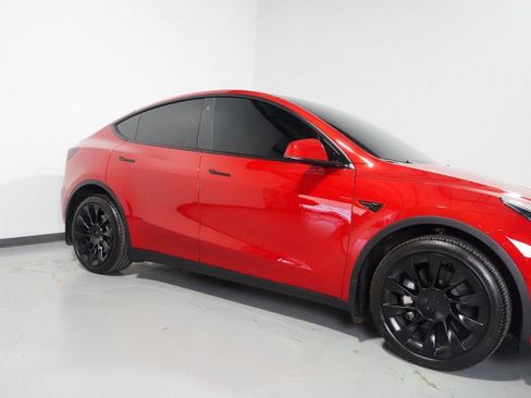 Used 2023 Tesla Model Y Long Range AWD/4WD image 49