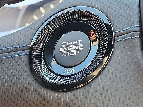 New 2026 Jeep Compass Limited image 15