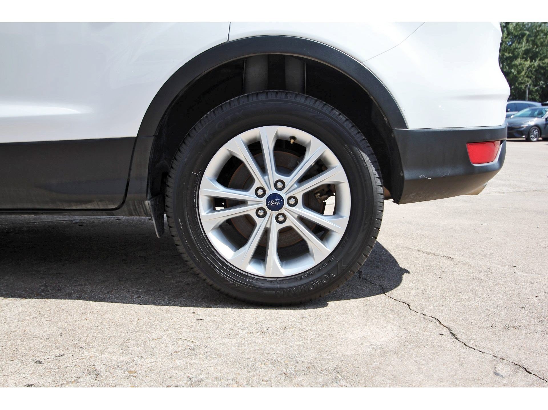 Used 2019 Ford Escape SE FWD image 29