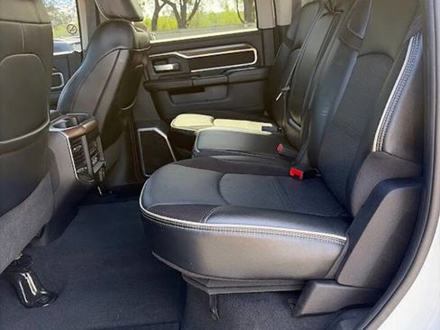 Used 2023 RAM 2500 Laramie AWD/4WD image 14