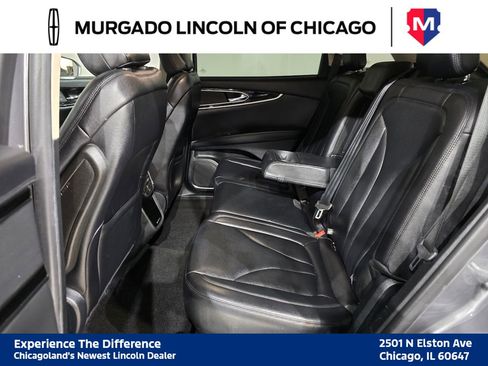 Used 2021 Lincoln Nautilus AWD image 31