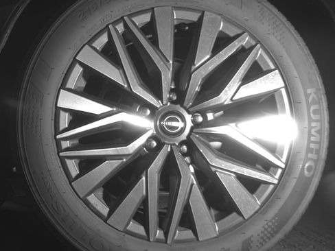 Used 2025 Nissan Altima 2.5 SV image 14