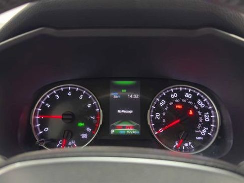 Used 2021 Toyota RAV4 XLE Premium AWD/4WD image 27