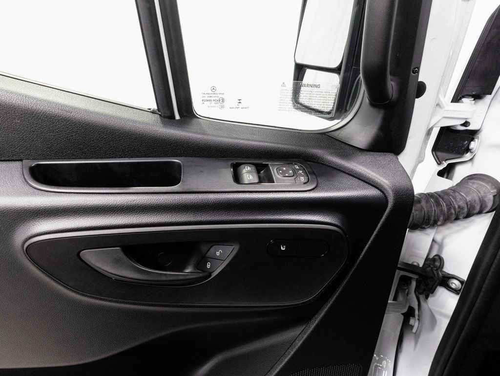 Used 2025 Mercedes-Benz Sprinter 2500 image 6