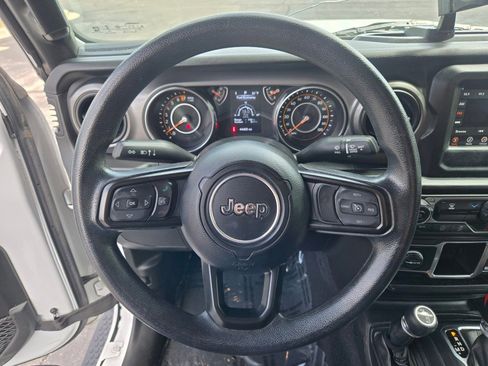 Used 2022 Jeep Wrangler Sport AWD/4WD image 26