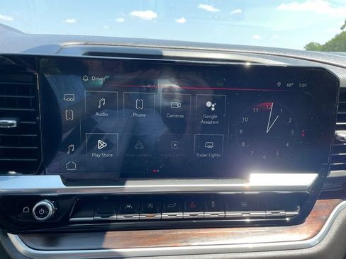 Used 2023 GMC Sierra 1500 SLT w/ SLT Convenience Package AWD/4WD image 31